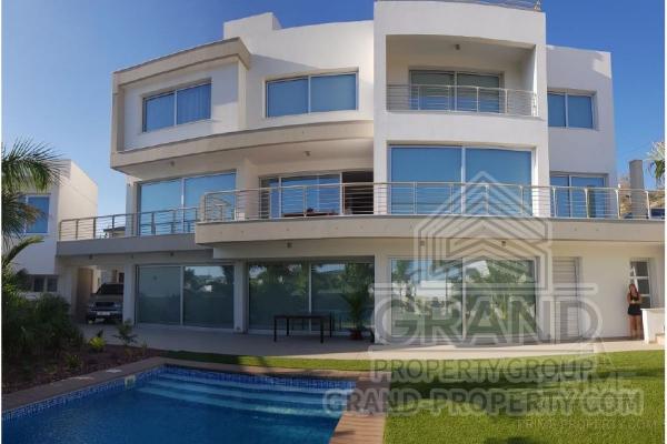 380.00 m2 - 3842